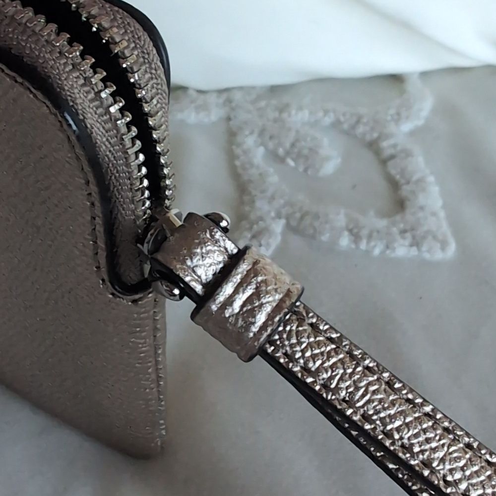 COACH Corner Zip Wristlet Metallic crossgrain leather RARE color- Rose Gold - Picture 13 of 17